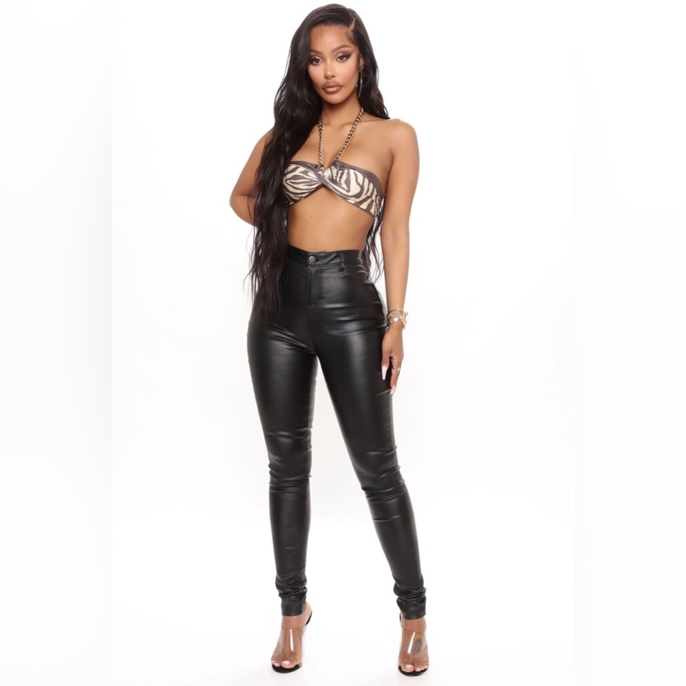 FASHION NOVA- EARN YOUR STRIPES SATIN HALTER TOP NWT SIZE M TAUPE COMBO SOLD OUT